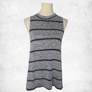 Gray Striped Knit Tank Medium Keyhole-Back Sleeveless Soft Heather Casual Layer